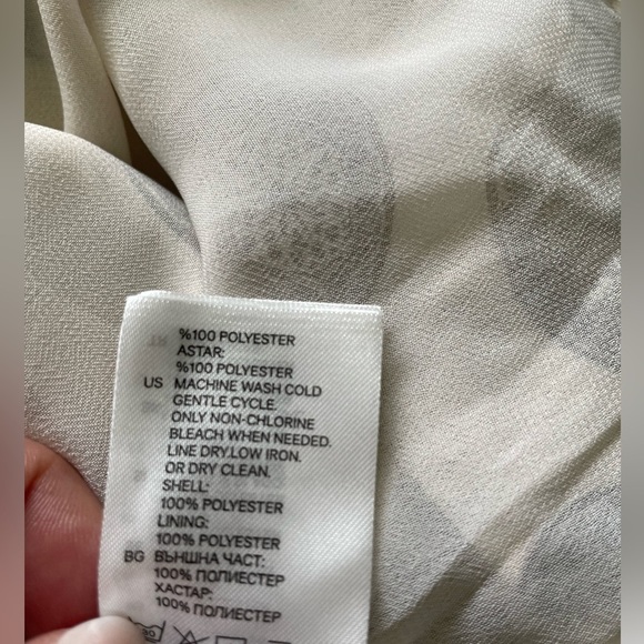 H&M Ivory and Black Geometric Print Tie Back Blouse, Size 10 - Picture 6 of 6